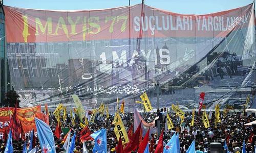 Commemoration of Bloody May Day, 1977 fotoğrafı